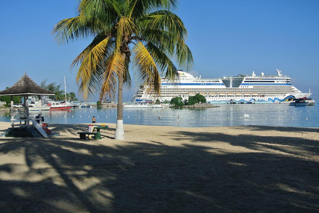 Beach Studio 6 Ocho Rios Cameră foto